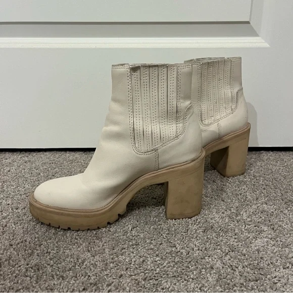 Dolce Vita Cream Heeled Boots - Picture 4 of 5